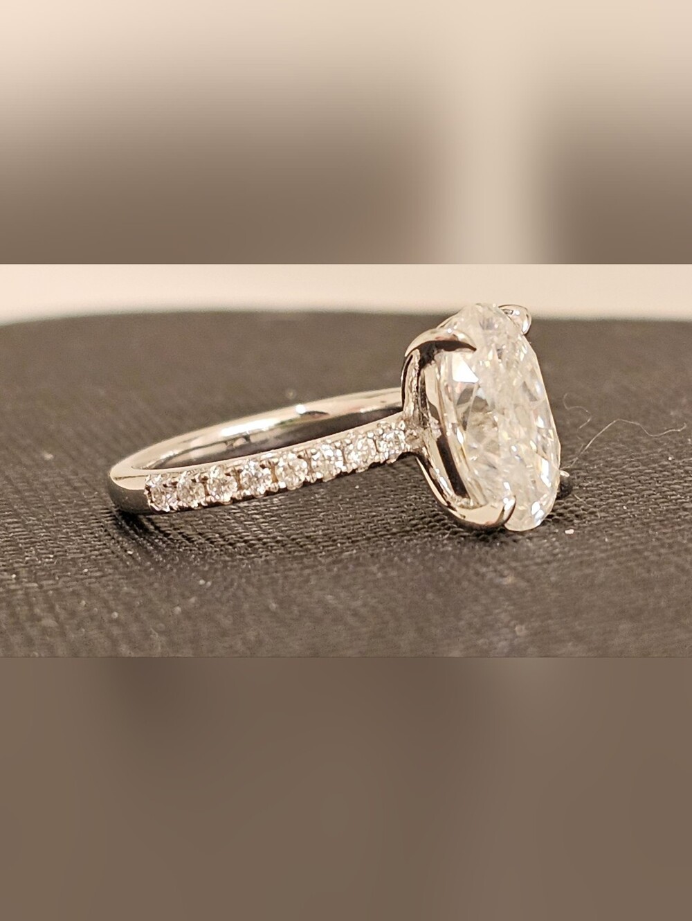 925 STERLING SILVER Elongated 3 carat Oval Moissanite Ring SZ 4